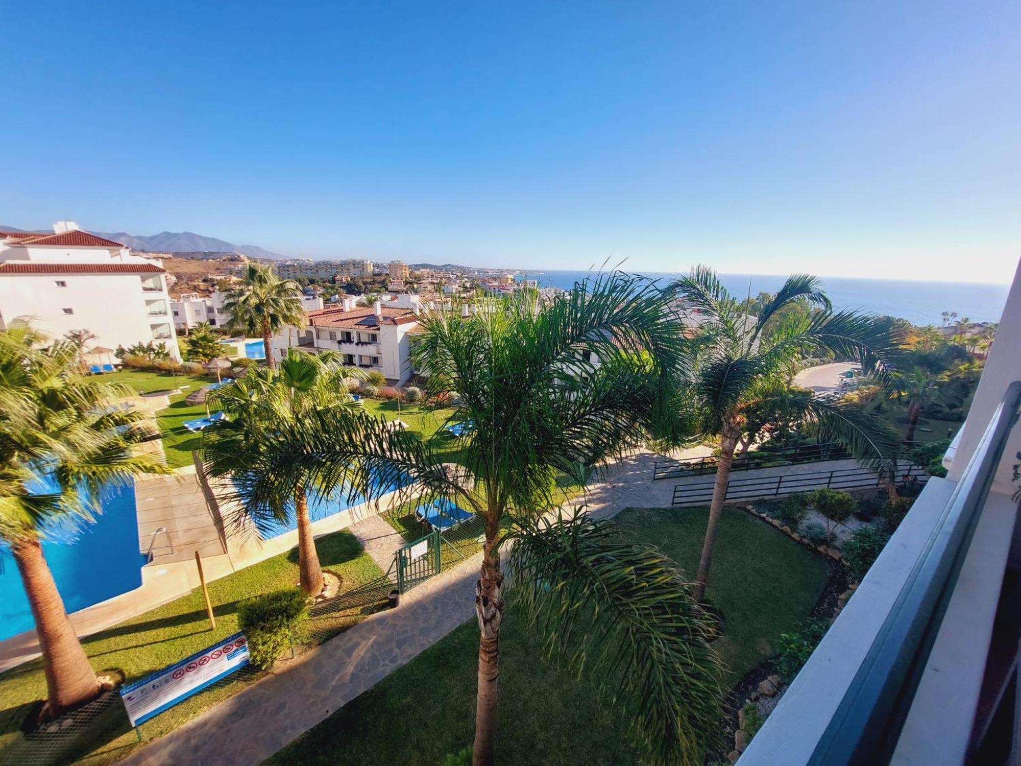 Beautiful Apartment Sea&Mountains Views La Cala De Mijas Exterior foto